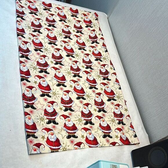 Handmade Christmas Santa Clause Pillowcases Standard Cream Red Stars Holiday Set - Picture 5 of 8